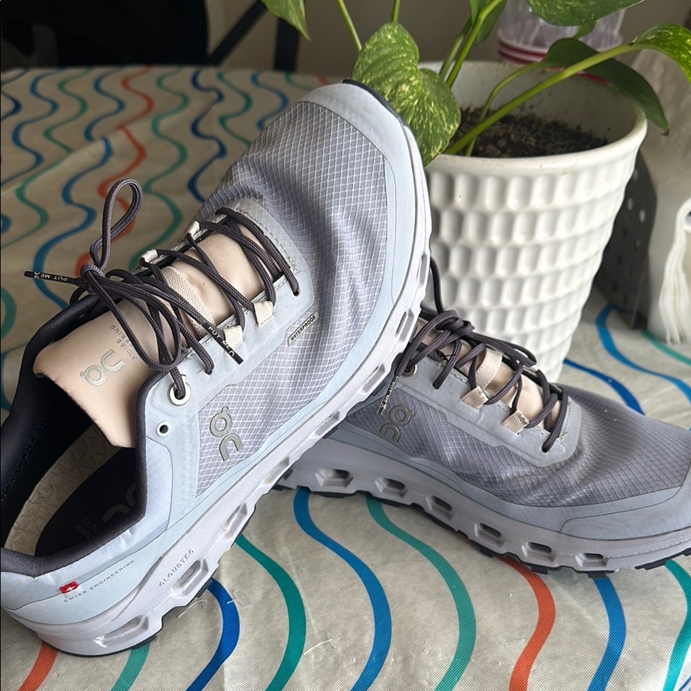 On Running Gray Athletic Shoes with Cushioned Support
